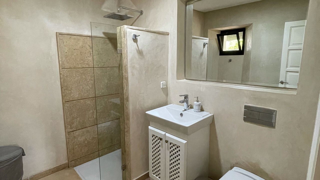 Photo of Bathroom in Issen