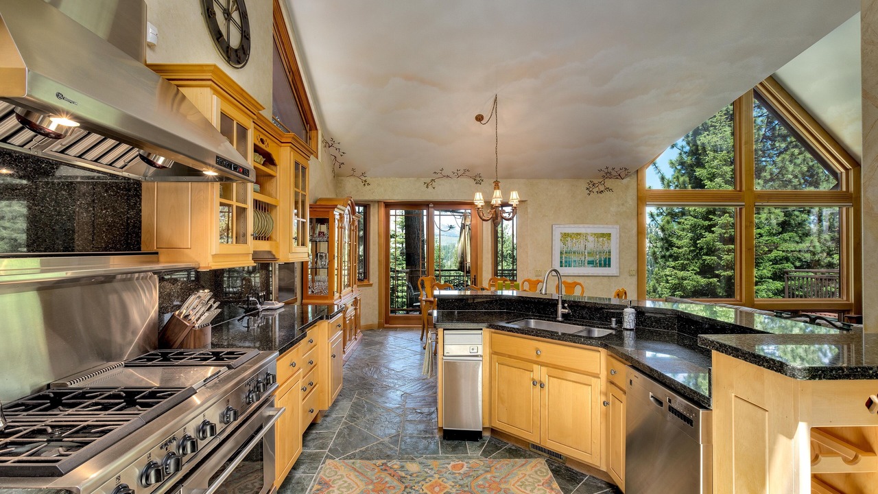 Photo of Kitchen in Country Club Estates