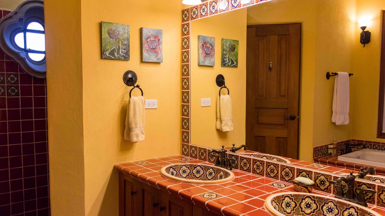 Photo of Bathroom in Nopolo