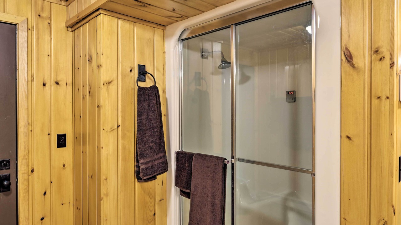 Photo of Bathroom in Park Rapids