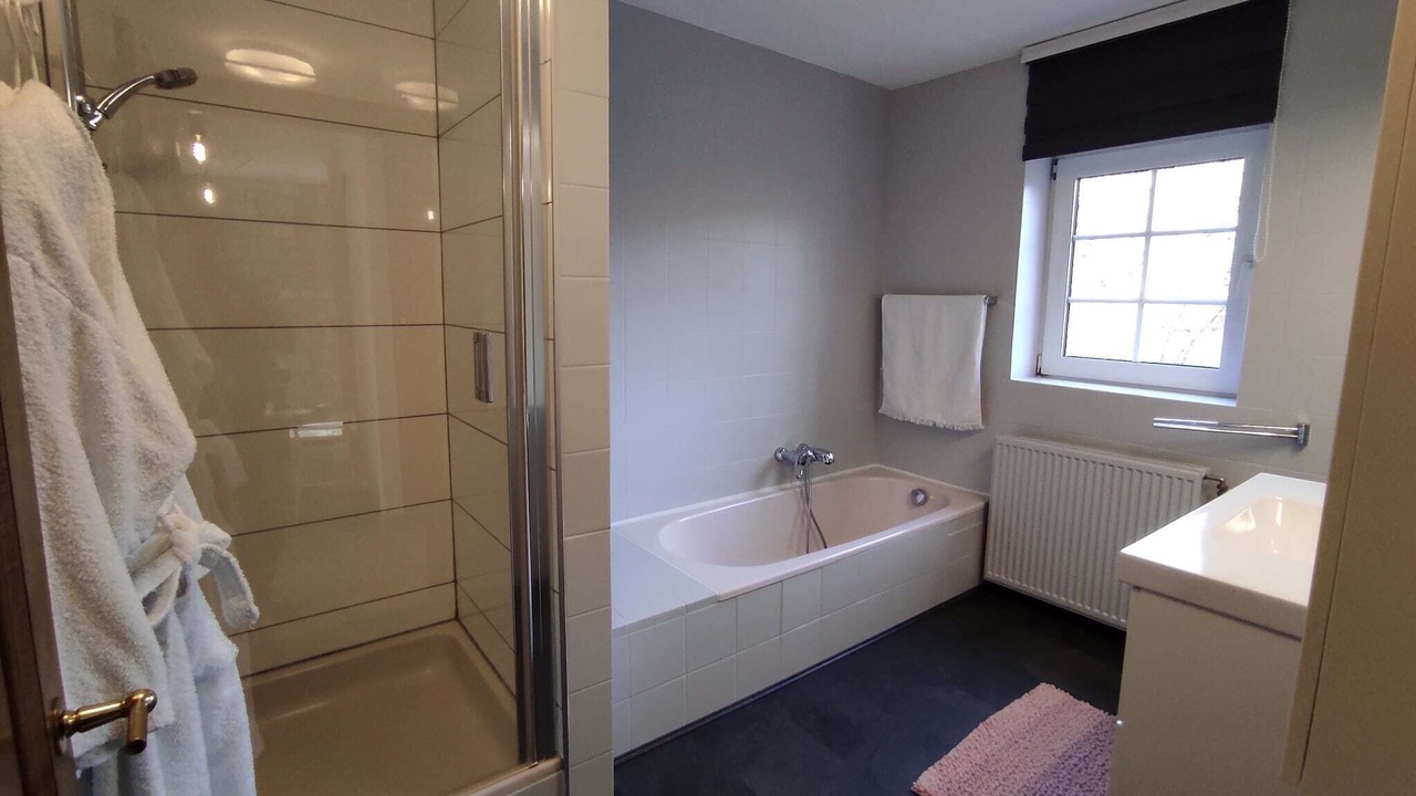 Photo of Bathroom in Francorchamps
