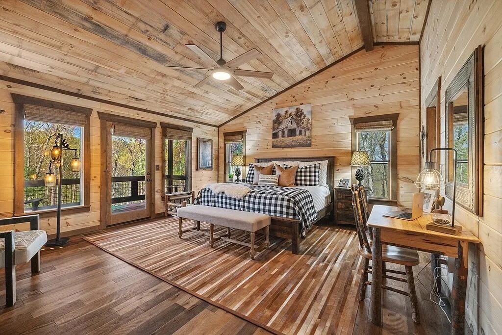 Photo of Bedroom in Cherry Log