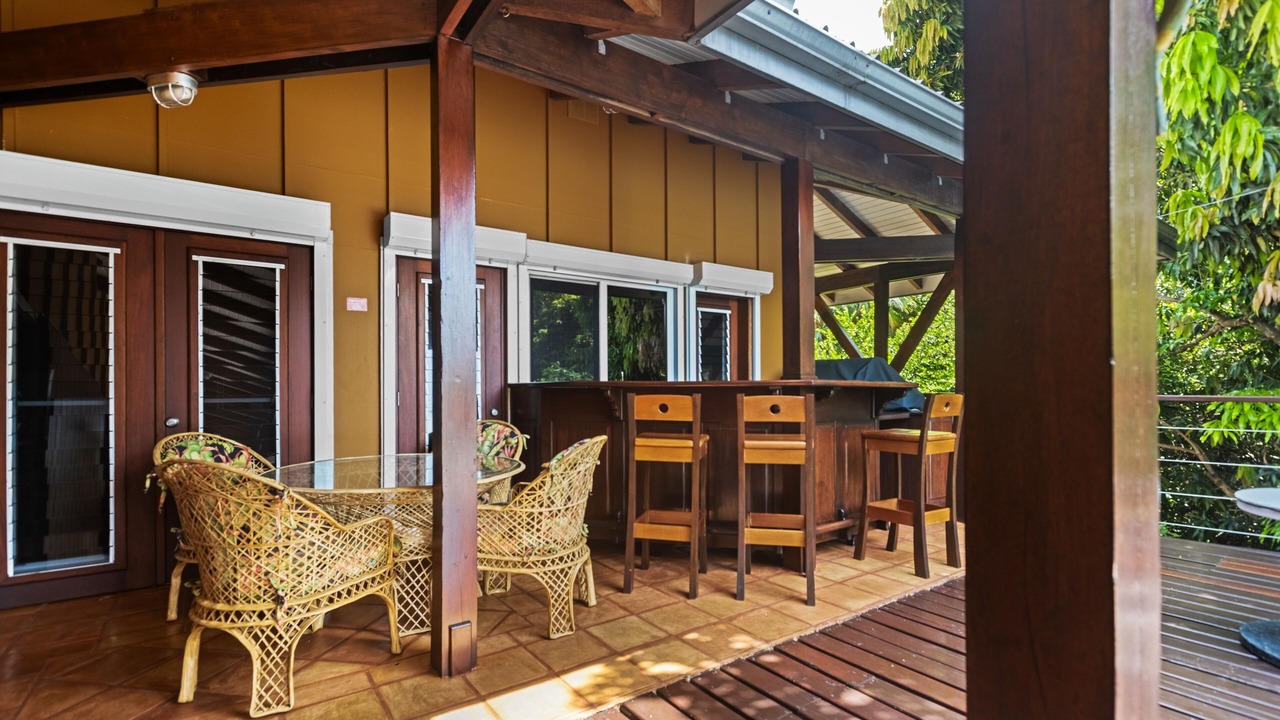 Photo of Outdoor in Caribbean Way
