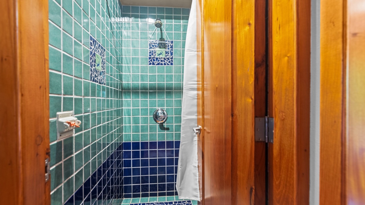Photo of Bathroom in Caribbean Way