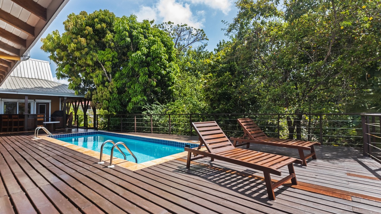 Photo of Outdoor in Caribbean Way