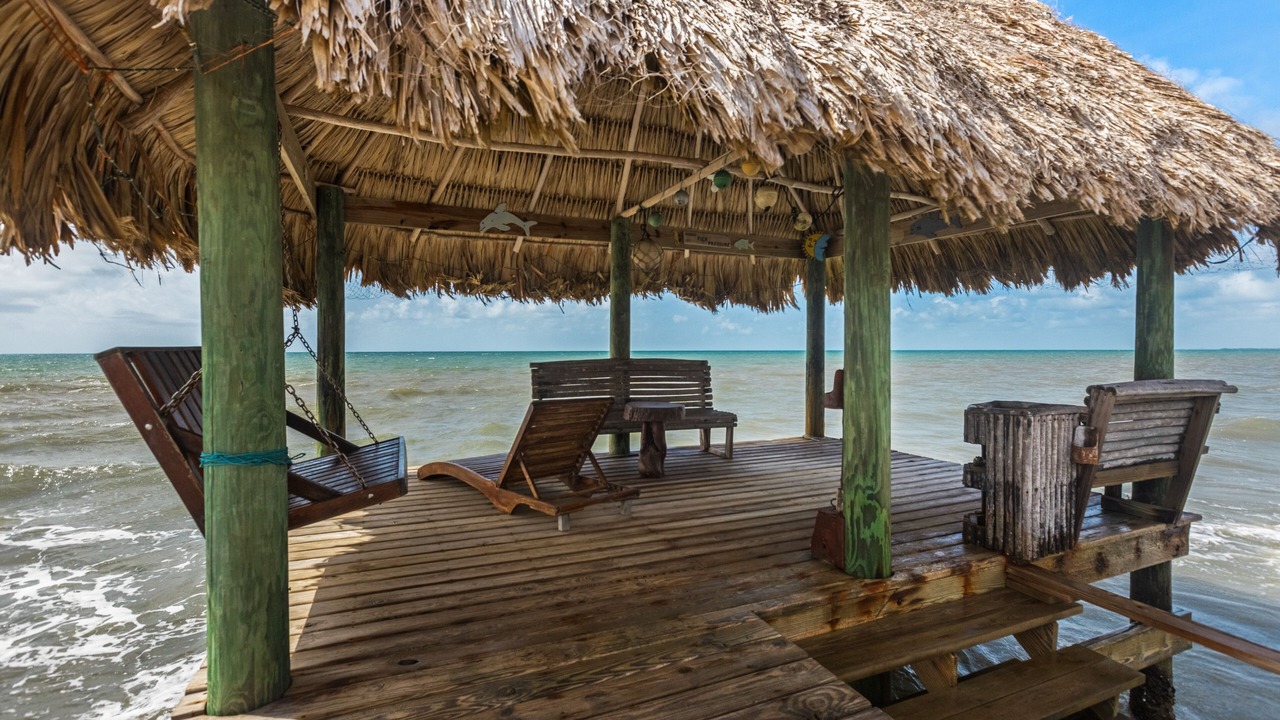 Photo of Outdoor in Caribbean Way