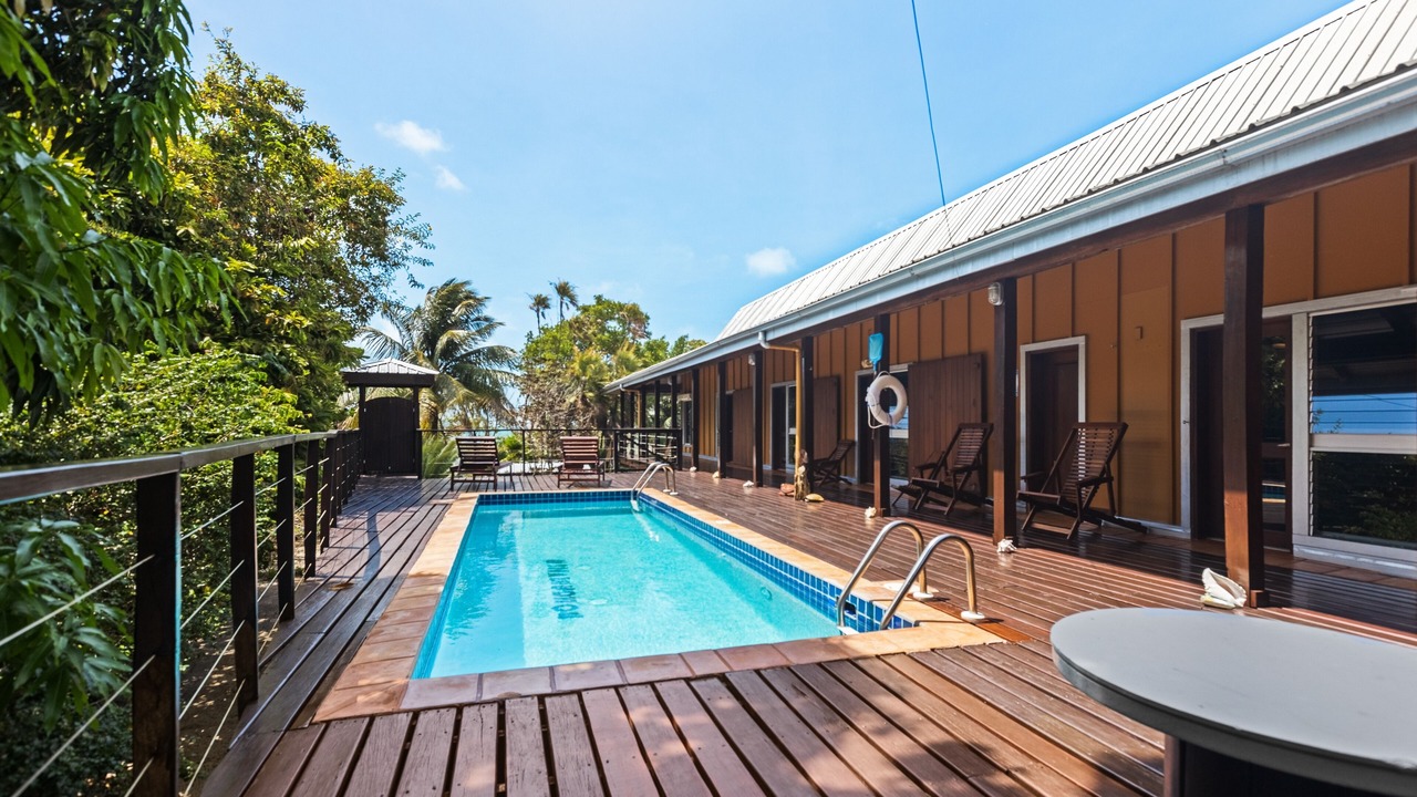Photo of Outdoor in Caribbean Way