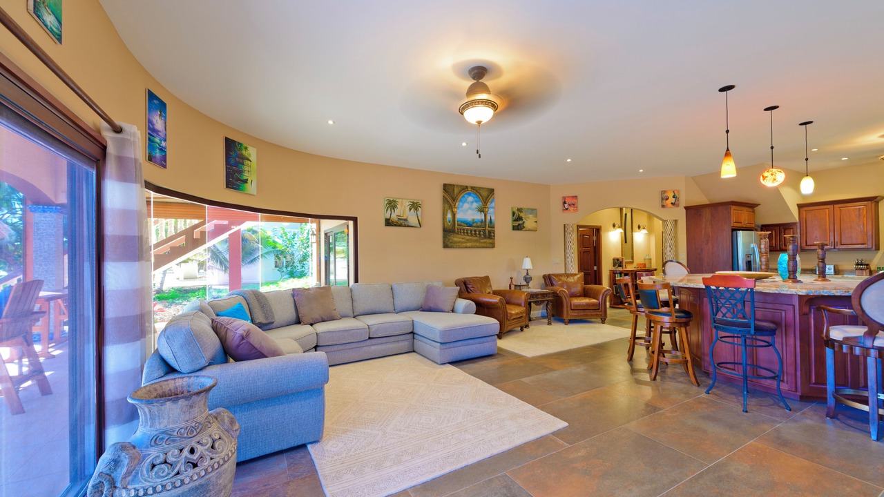 Photo of Livingroom in Sittee River