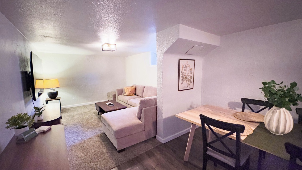 Photo of Livingroom in Sunnyside