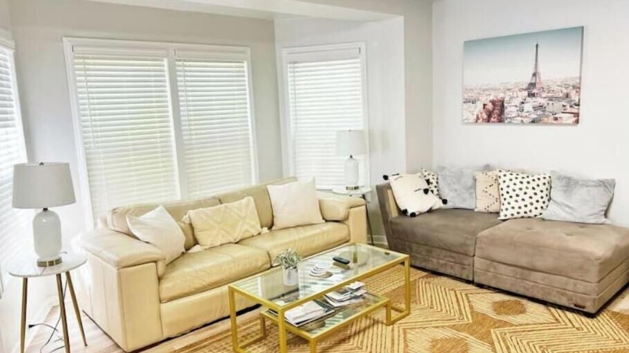 Photo of Livingroom in Greenville - Spartanburg