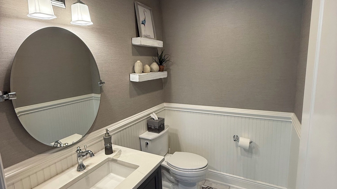 Photo of Bathroom in South Farmingdale