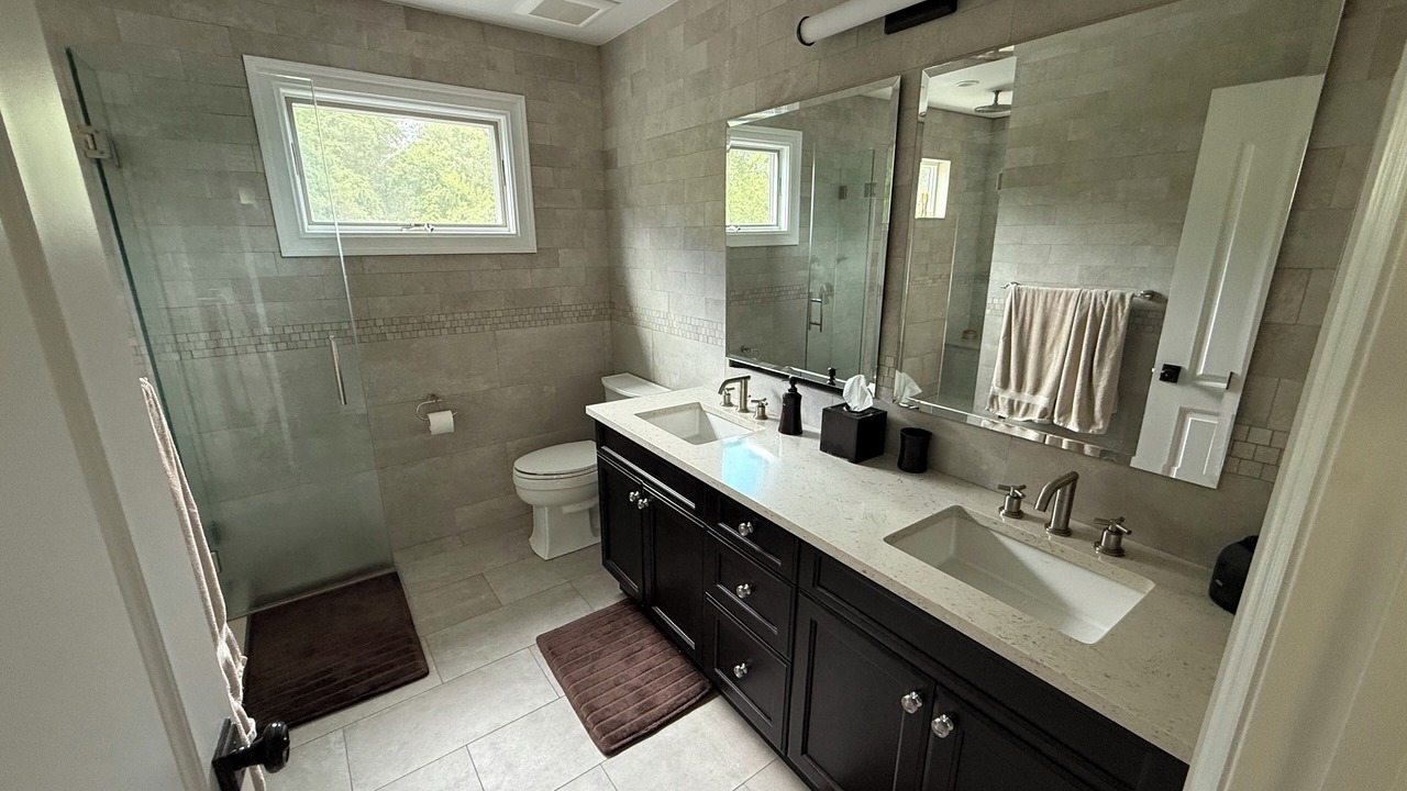 Photo of Bathroom in South Farmingdale