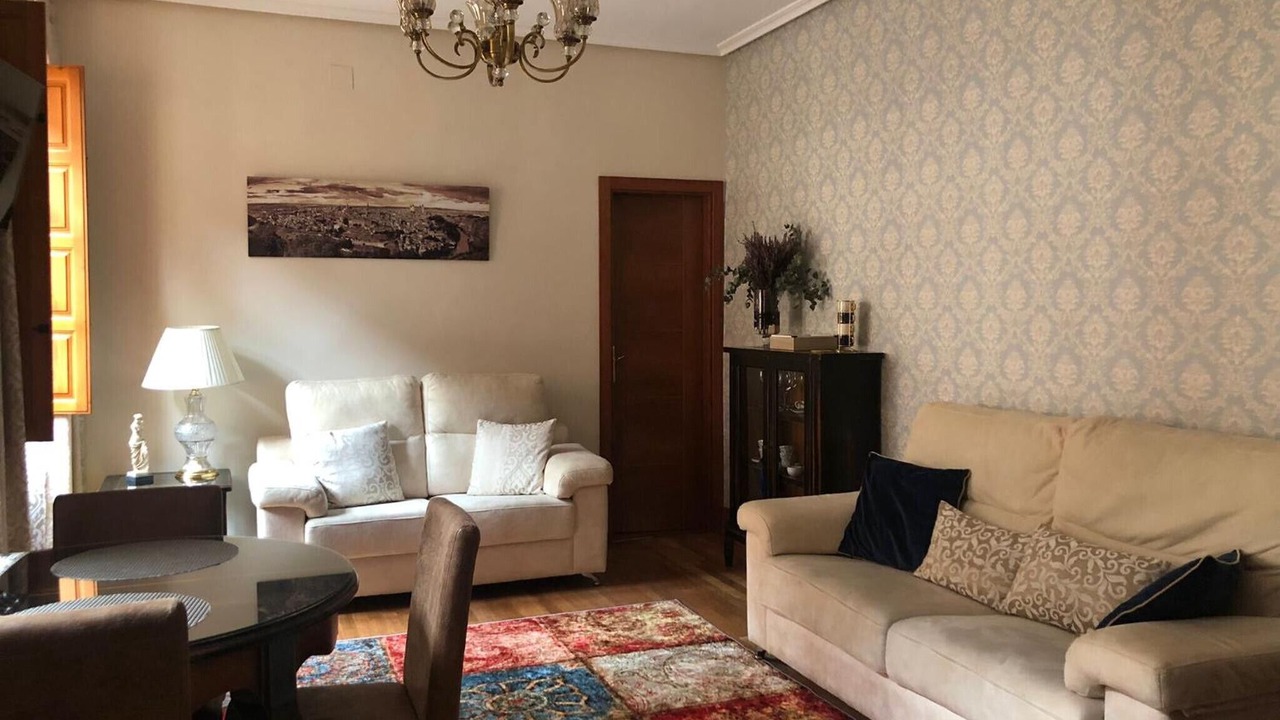 Photo of Livingroom in Toledo City Center