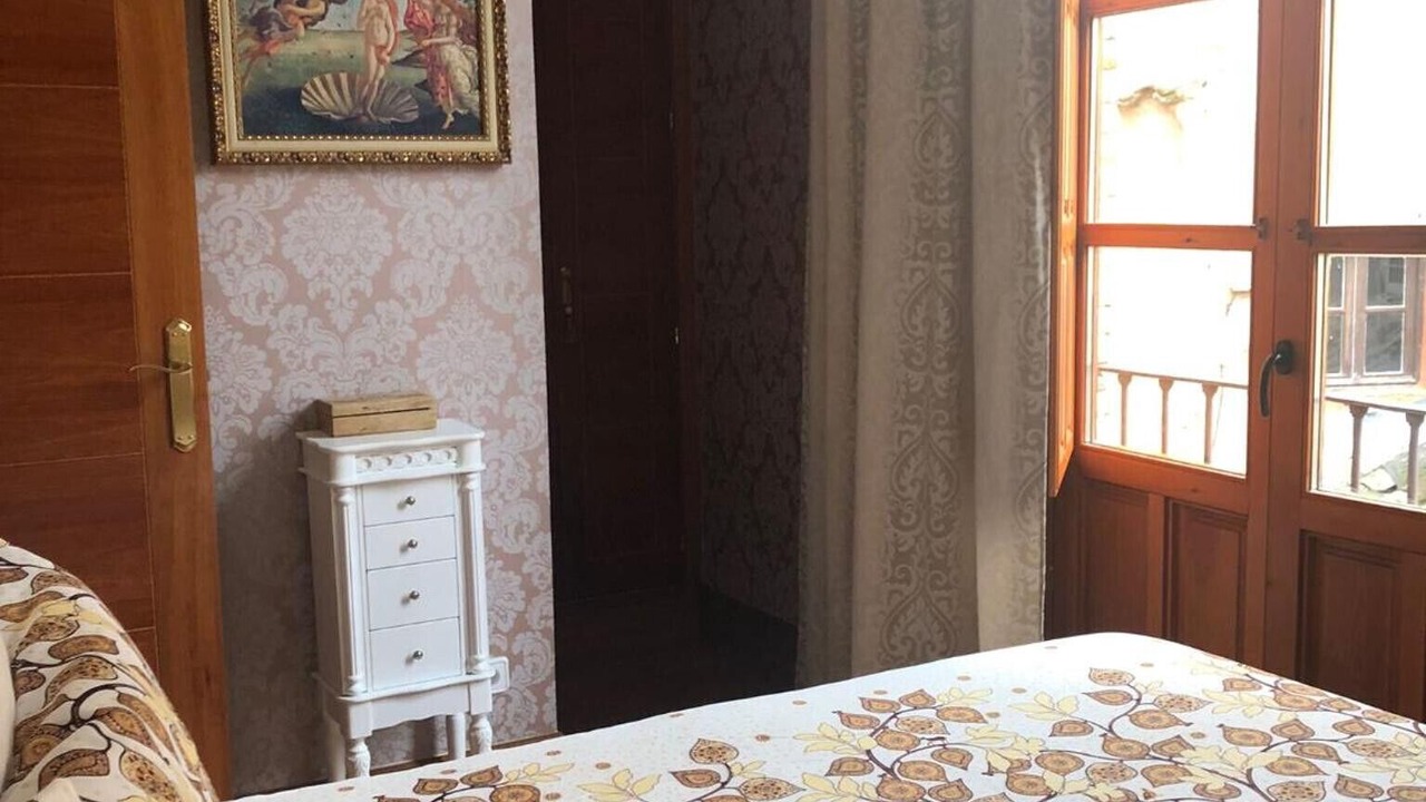 Photo of Bedroom in Toledo City Center