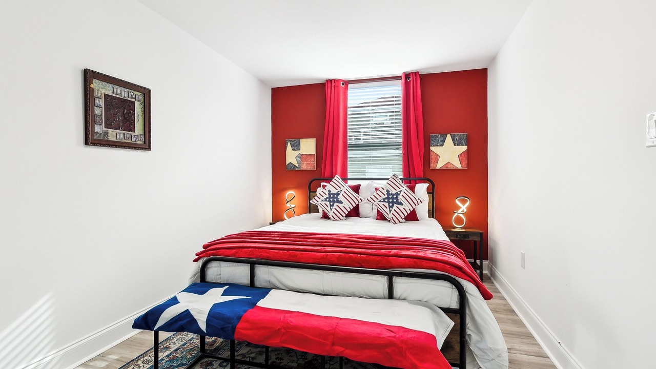 Photo of Bedroom in Florida Area