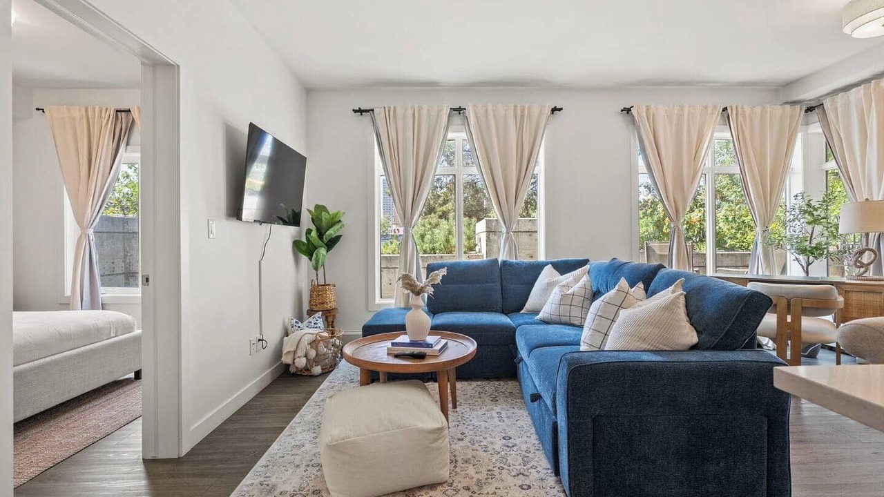 Photo of Bedroom in Whyte ave