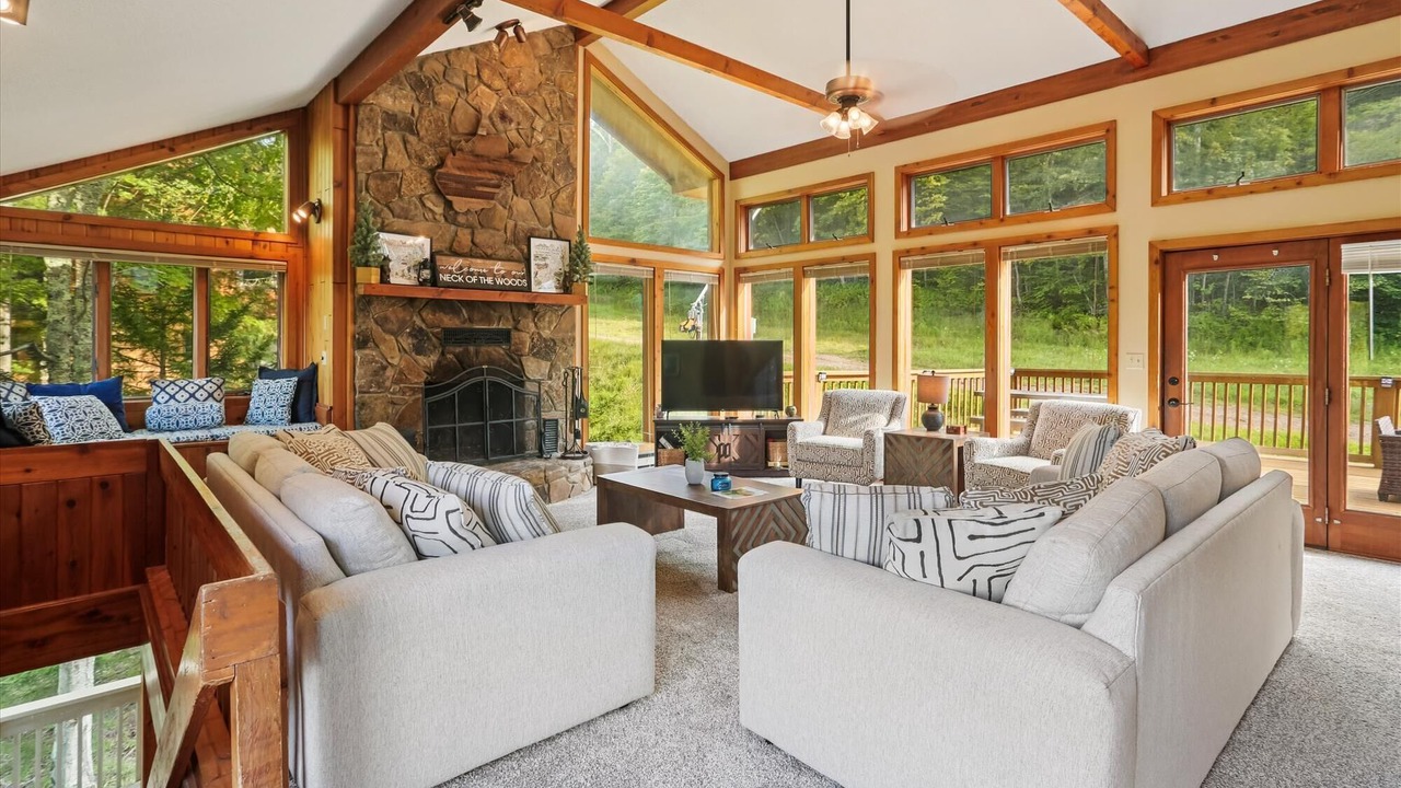 Photo of Livingroom in Northface
