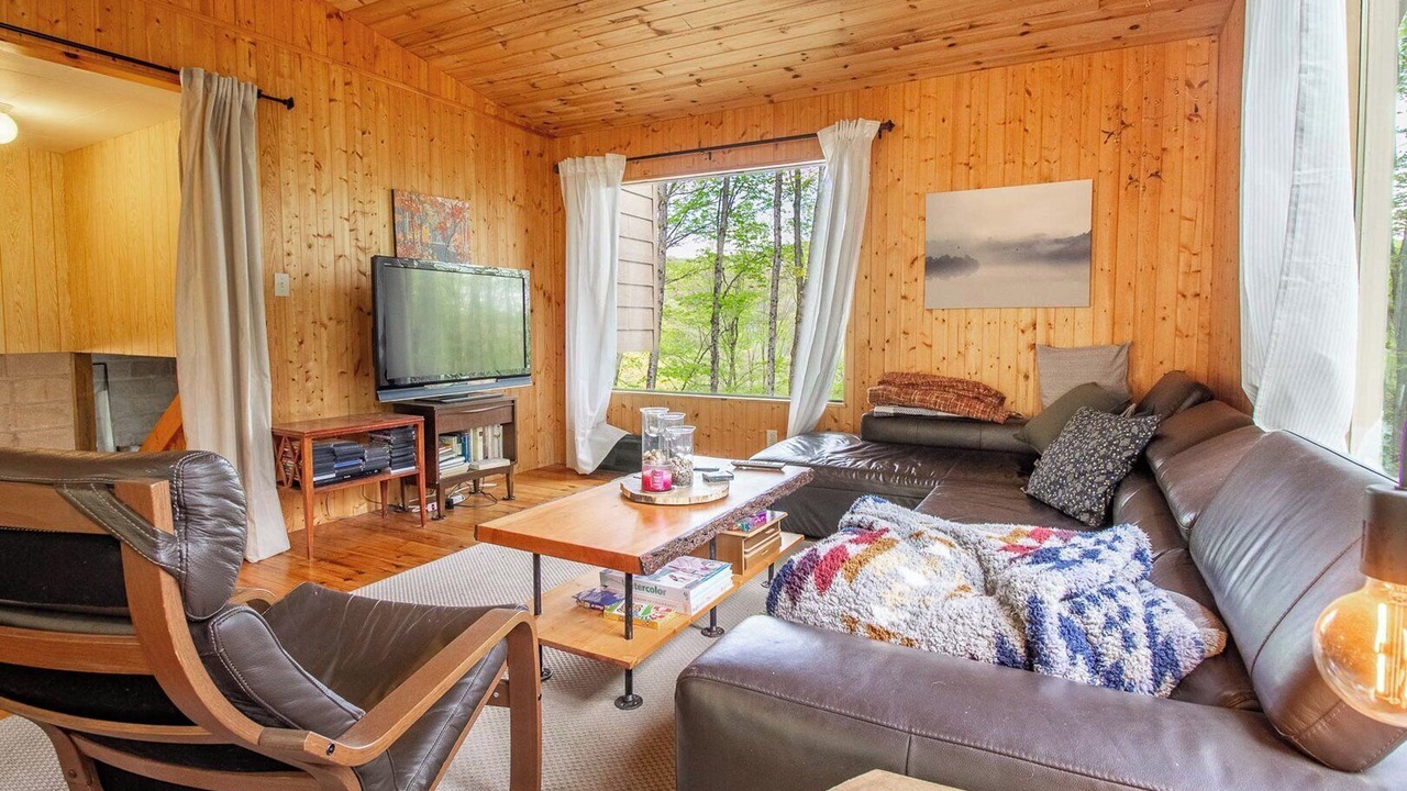 Photo of Livingroom in Eagle Lake