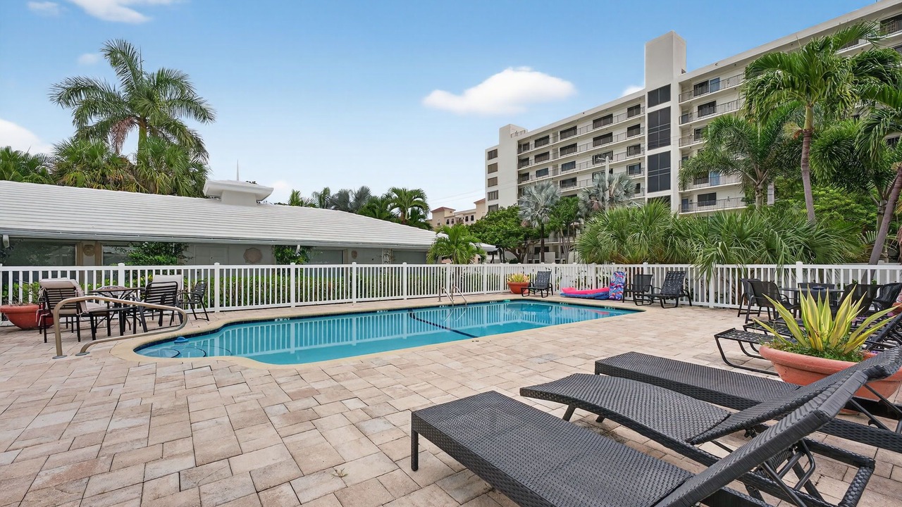 Photo of Outdoor in Lauderdale Beach