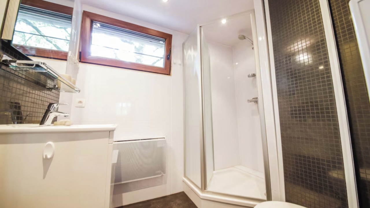 Photo of Bathroom in Somme-Leuze