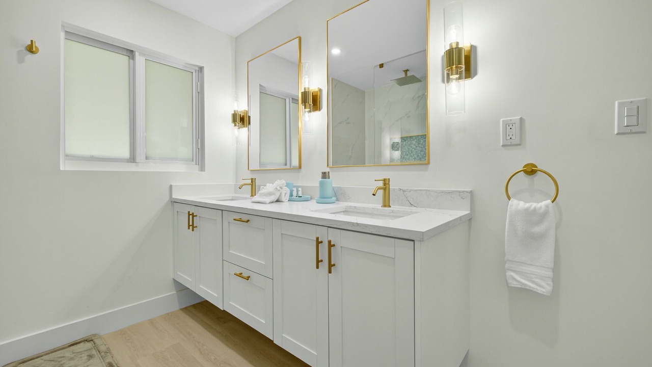 Photo of Bathroom in The Dunes