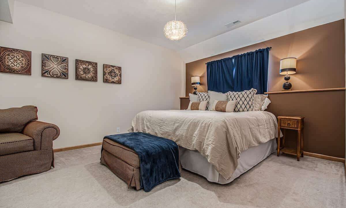 Photo of Bedroom in Aksarben - Elmwood Park