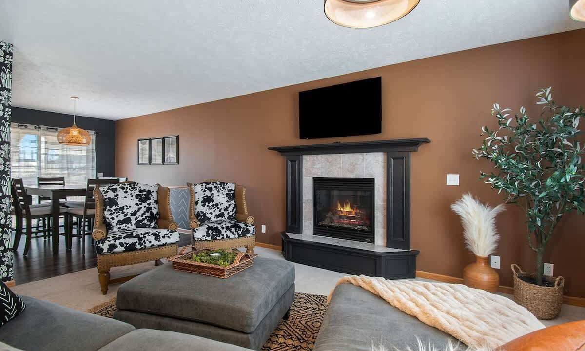 Photo of Livingroom in Aksarben - Elmwood Park