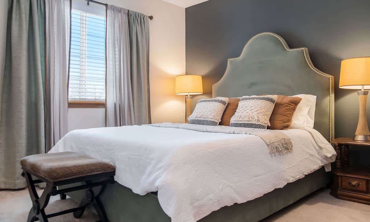 Photo of Bedroom in Aksarben - Elmwood Park