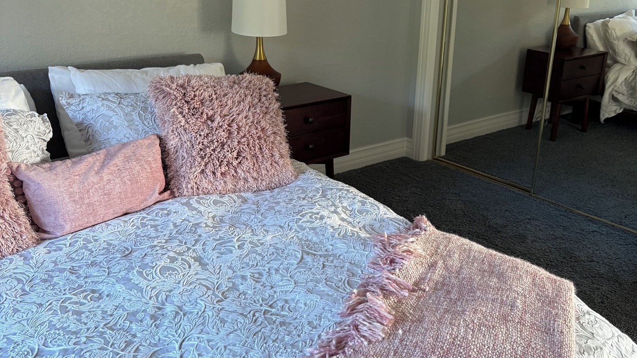 Photo of Bedroom in Campbell River