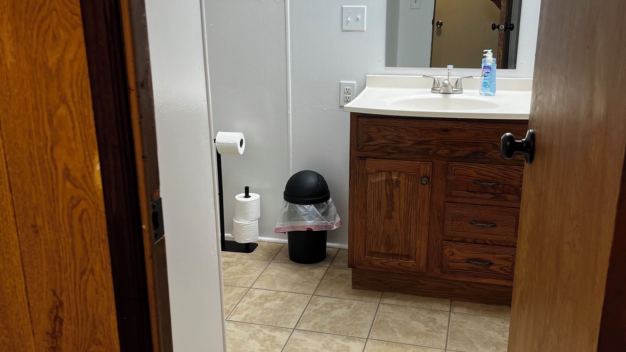 Photo of Bathroom in Circleville