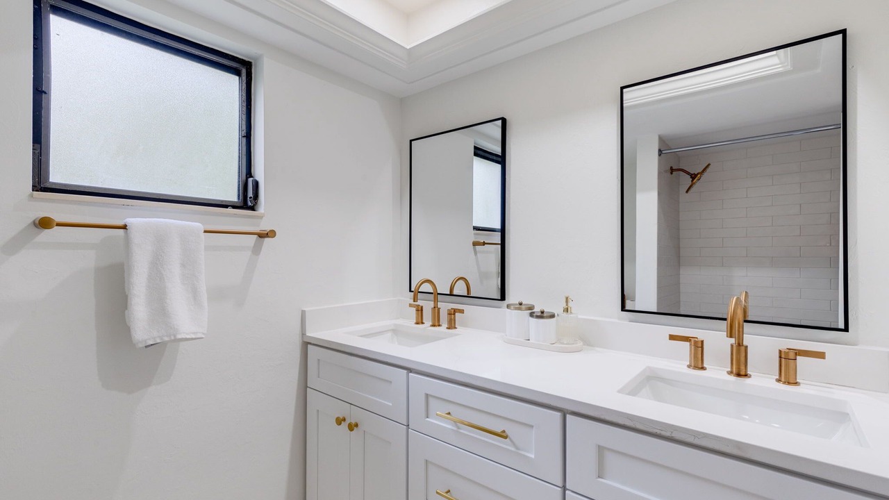 Photo of Bathroom in Beachview Country Club Estates