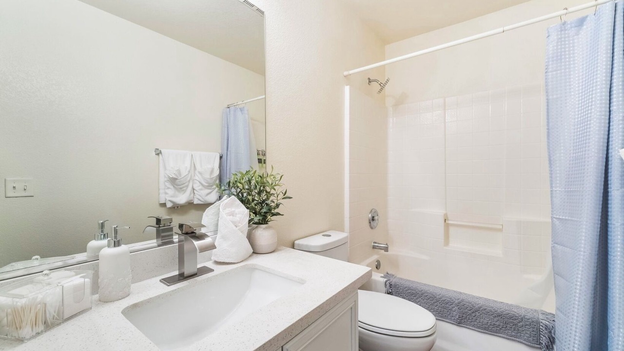 Photo of Bathroom in Silverado Ranch