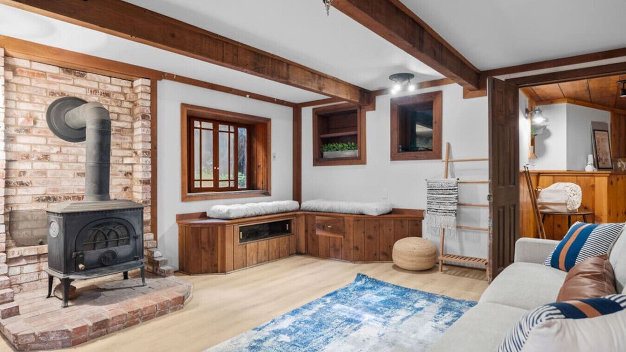 Photo of Livingroom in Lexington Hills