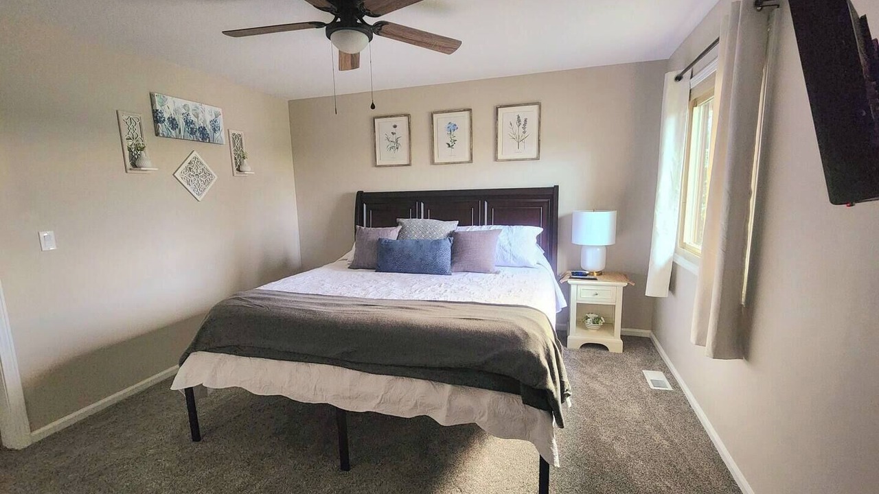 Photo of Bedroom in Newton
