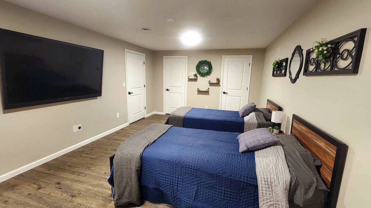 Photo of Bedroom in Newton
