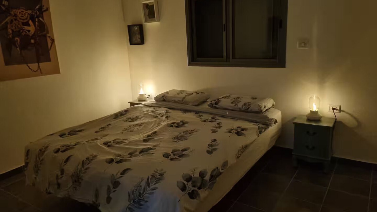 Photo of Bedroom in Kefar Uriyya