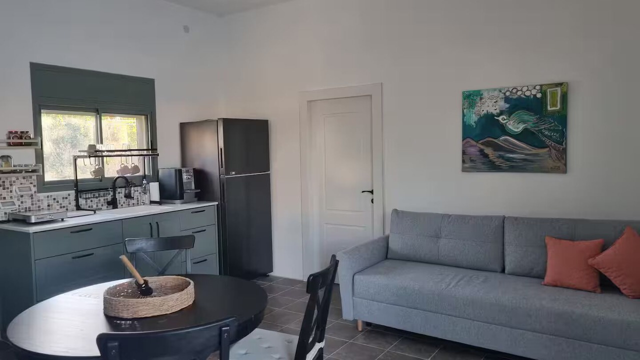 Photo of Livingroom in Kefar Uriyya