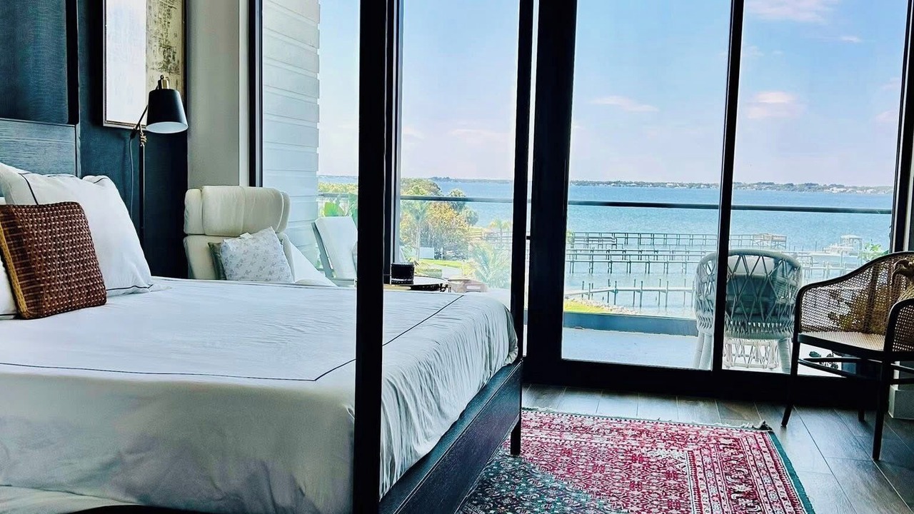 Photo of Bedroom in Interchange Square