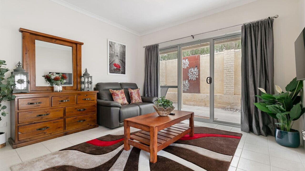 Photo of Livingroom in Connolly