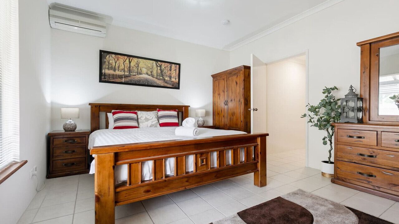 Photo of Bedroom in Connolly