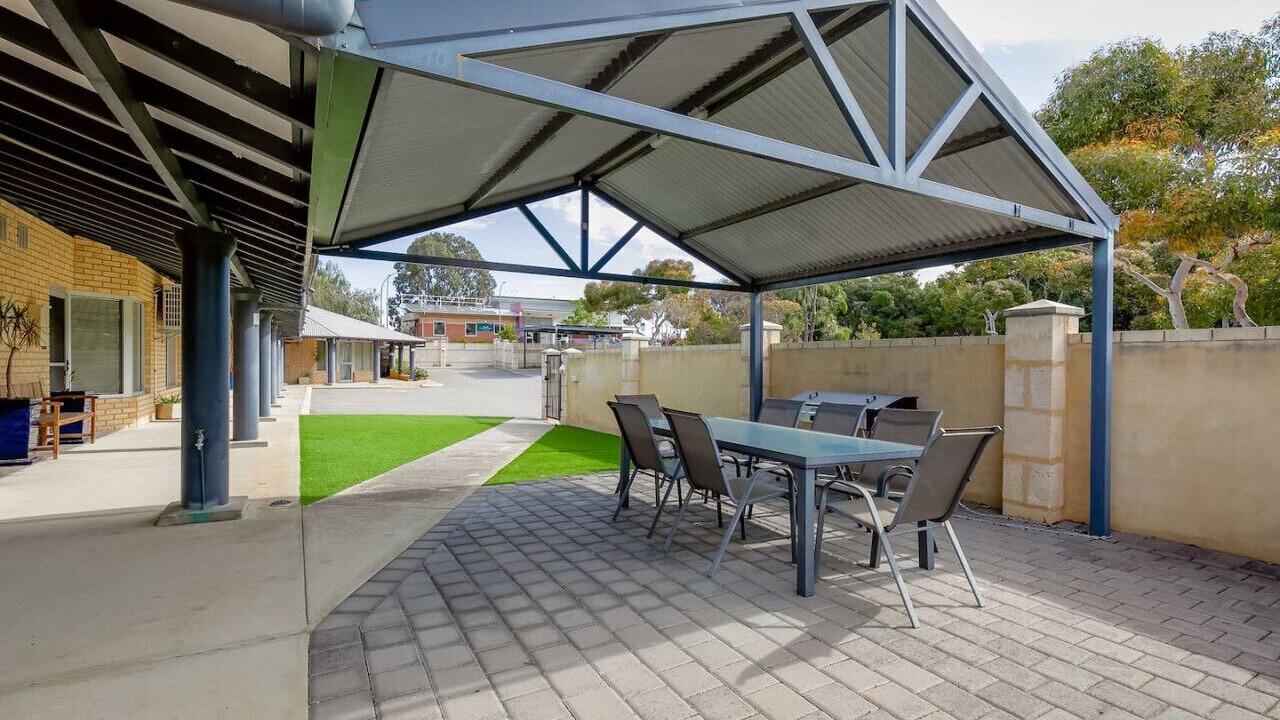 Photo of Outdoor in Connolly