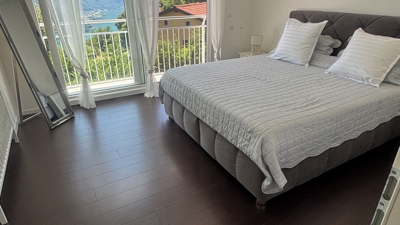 Photo of Bedroom in Carona