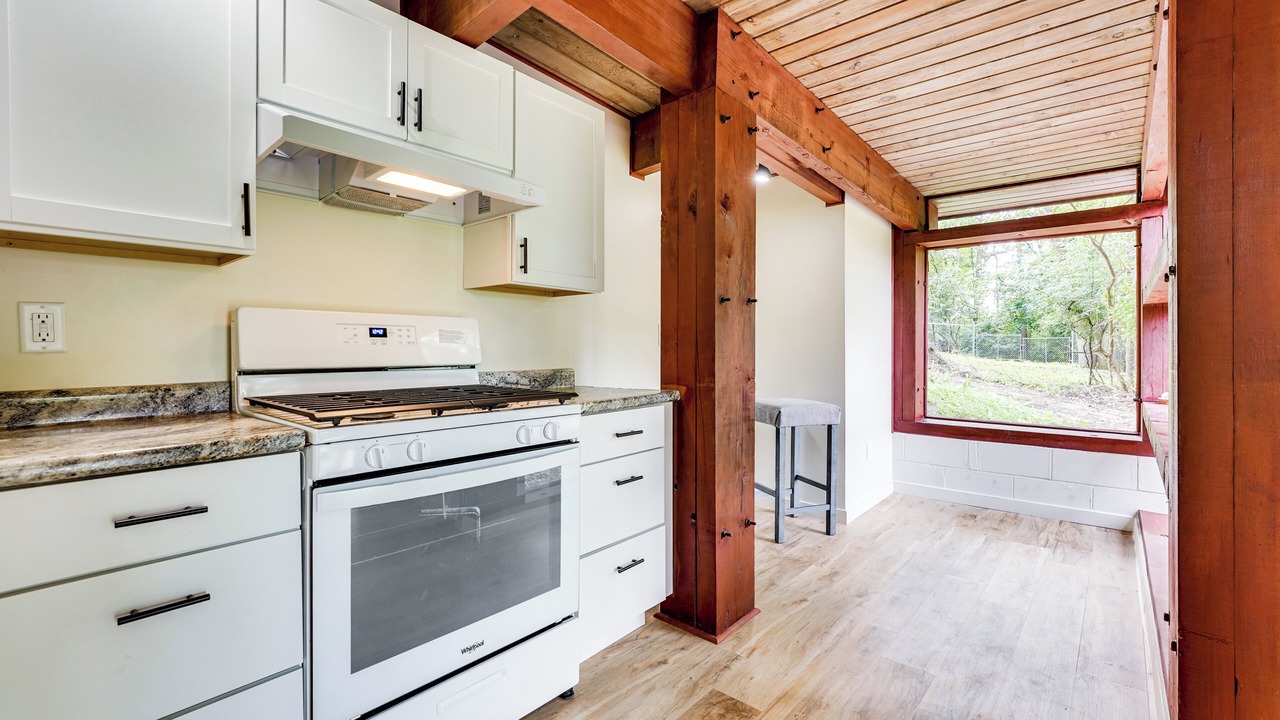 Photo of Kitchen in Vandercook Lake