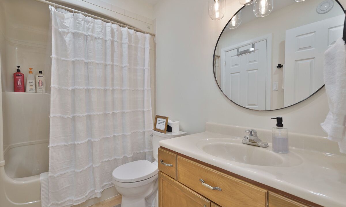 Photo of Bathroom in Lindsay