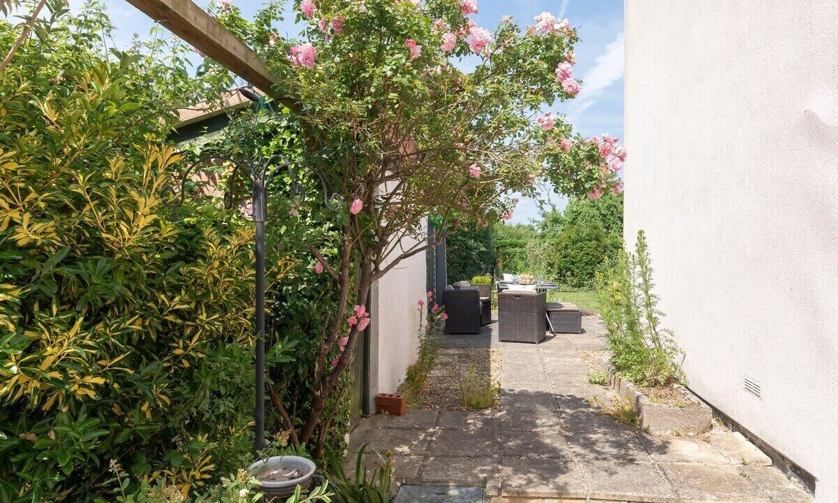 Photo of Outdoor in Eastington
