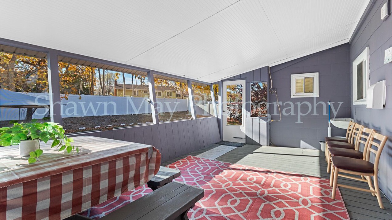 Photo of Outdoor in Wheatley Heights
