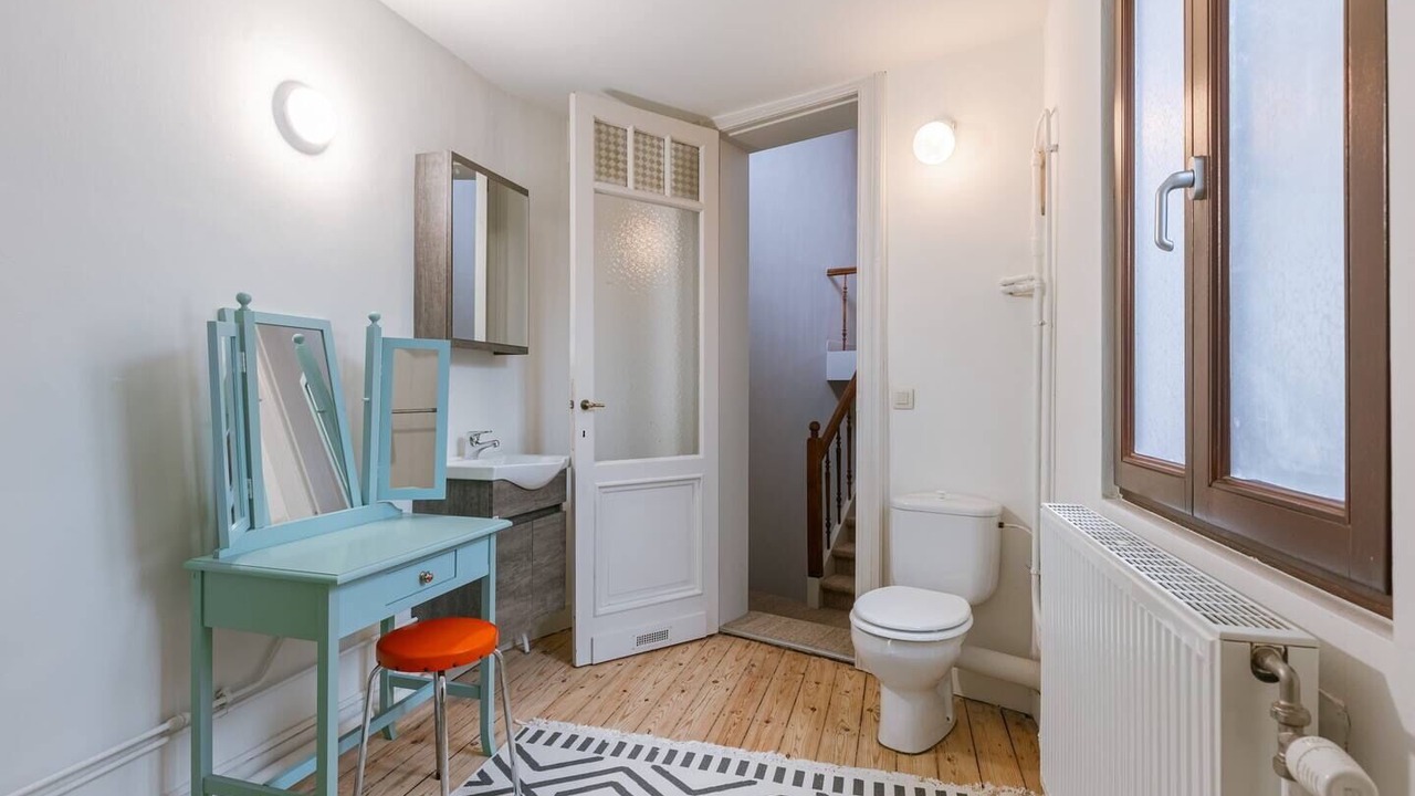 Photo of Bathroom in University District
