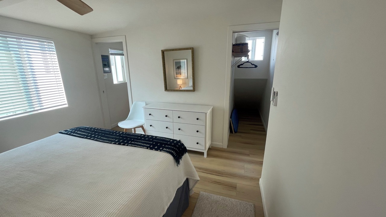 Photo of Bedroom in South Mission Beach