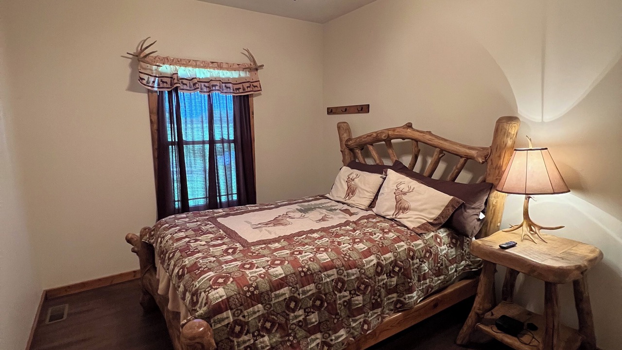 Photo of Bedroom in Adair
