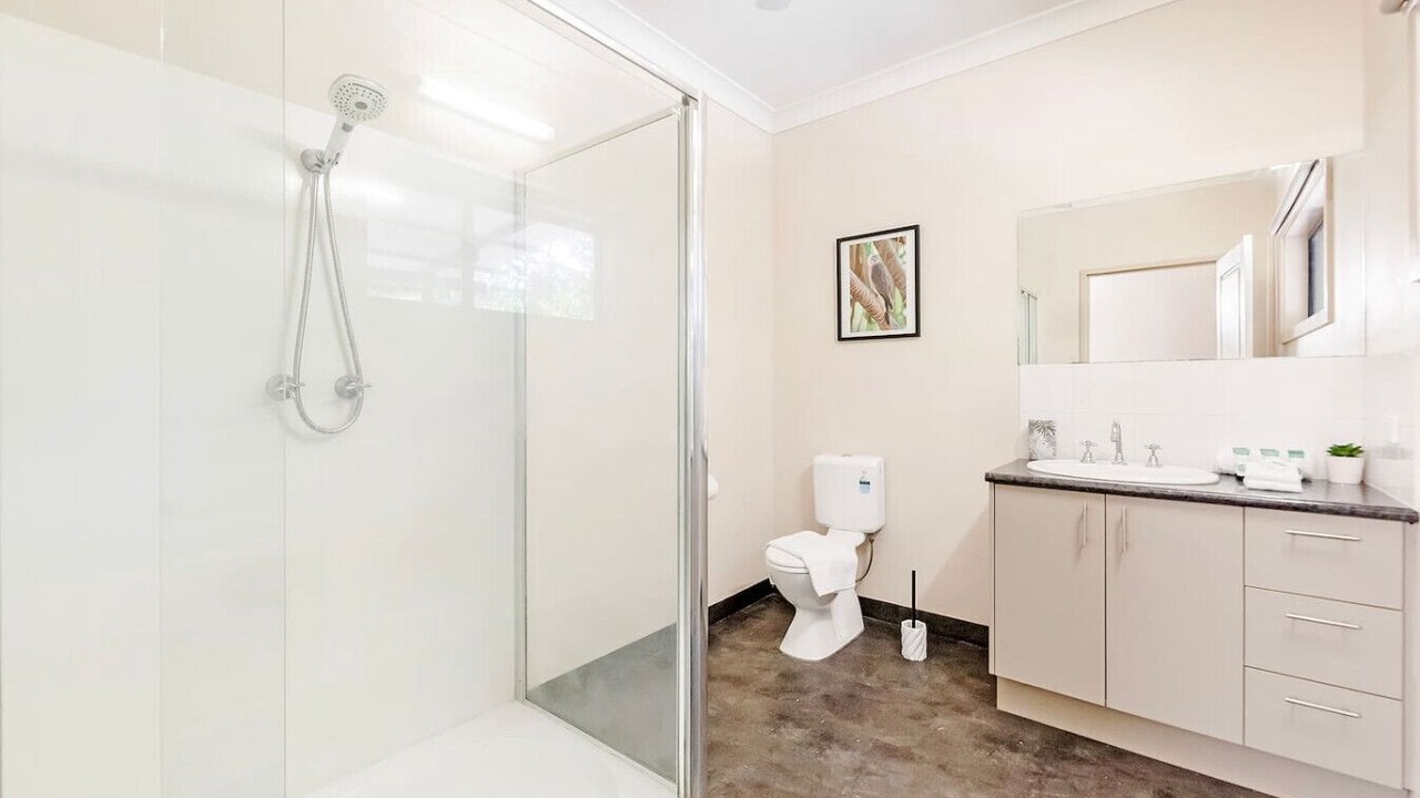 Photo of Bathroom in McMinns Lagoon